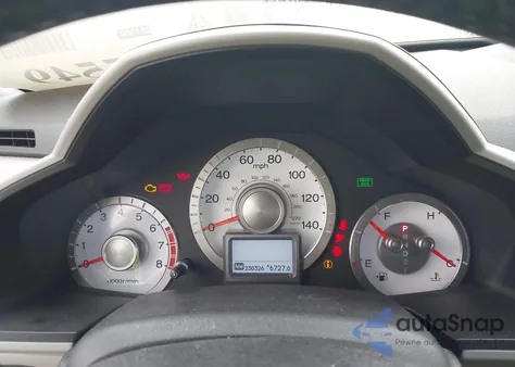 2011 Honda Pilot Touring z USA, uszkodzony, nr VIN 5FNYF4H91BB085186